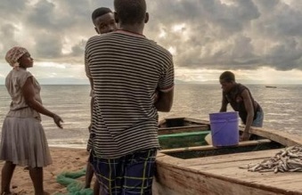 fisherman by the shores of lake Malawi, Malawi. source - IUCN