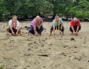 A total of 3000 mangrove seedlings were planted on Thursday at Siufaga Falelatai (Photo: Supplied)