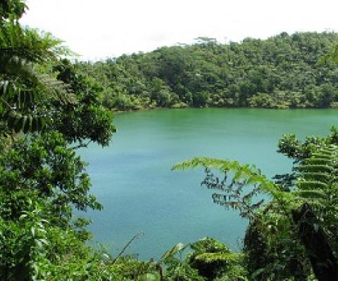 Lake Lanotoo, Samoa. credit - V. Jungblut