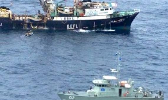A patrol boat of Federated States of Micronesia during a boarding and inspection observation in 2004. Photo: FFA Media.