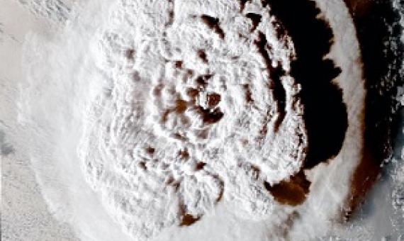 Hunga Tonga-Hunga Haʻapai eruption as seen from the GOES satellite. Credit: NASA/ NOAA