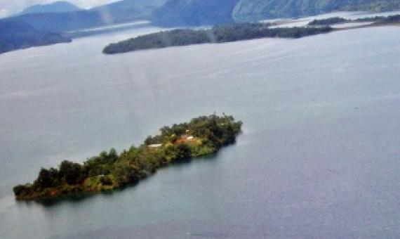 lake Kutubu, PNG